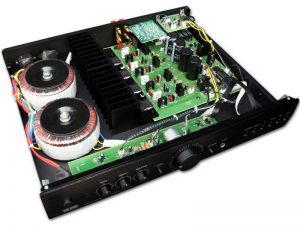 ampli BC-Acoustique EX222-interieur