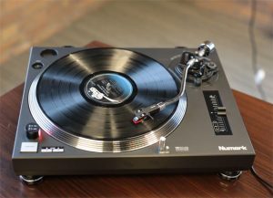 La platine Numark TT250 USB